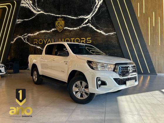 TOYOTA HILUX 2.7 SR 4X2 CD 16V FLEX 4P AUTOMÁTICO